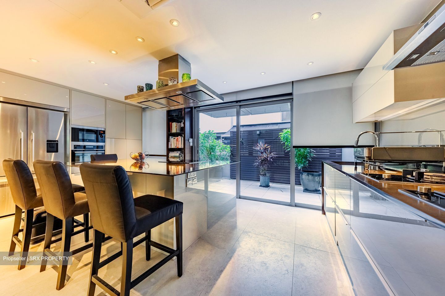 Laurel Wood Avenue (D10), Condominium #587681121